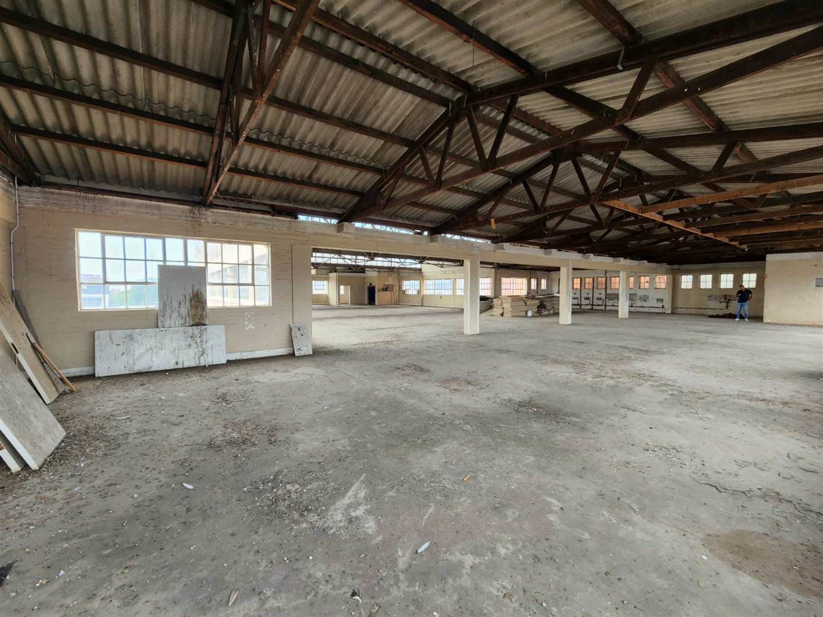 750  m² Industrial space in Maitland photo number 4