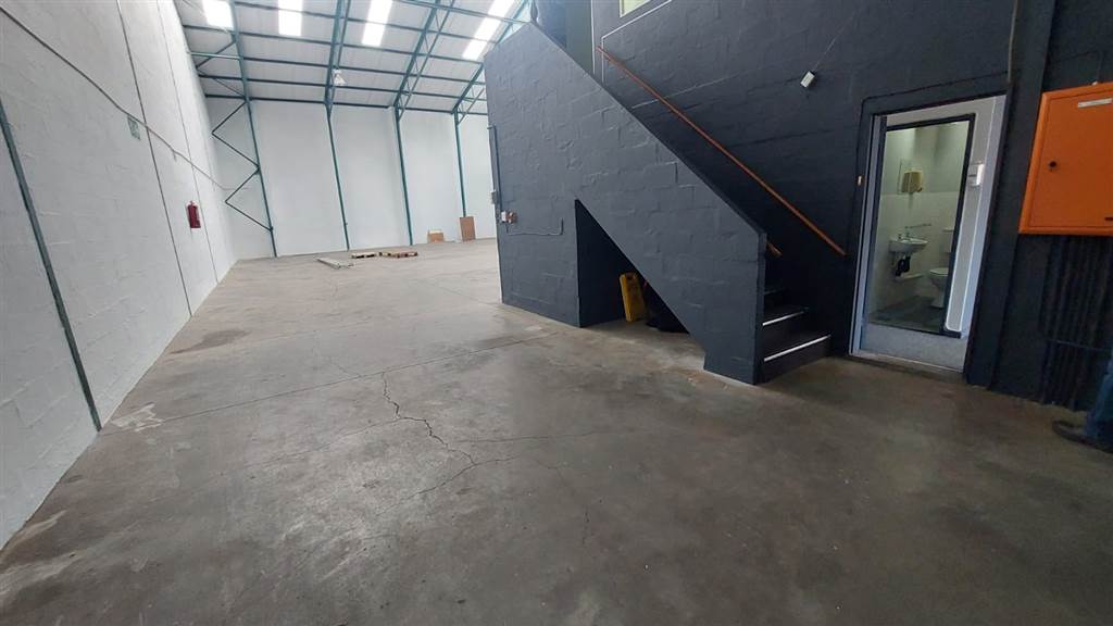 448  m² Industrial space in Pinetown Central photo number 3