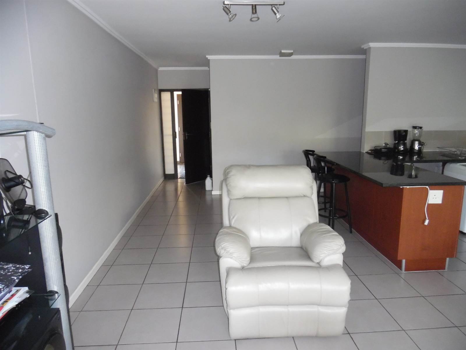 3 Bed Apartment in Westville photo number 4