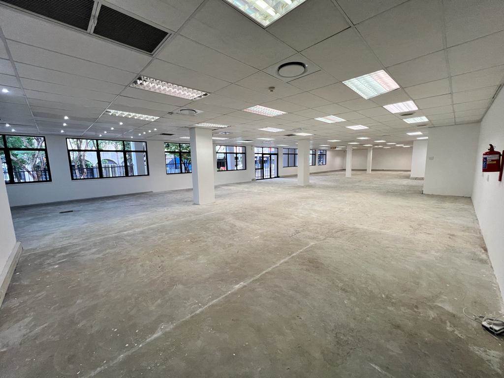 420  m² Commercial space in Rivonia photo number 6