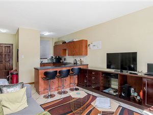 2 Bed Townhouse in Honey Park