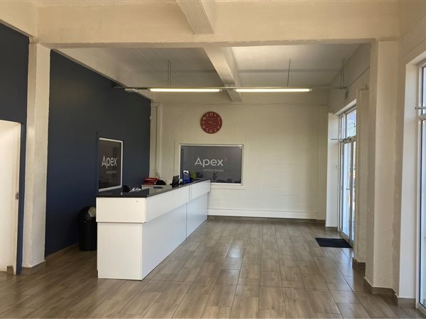 280 m² Commercial space 280 m² Commercial space