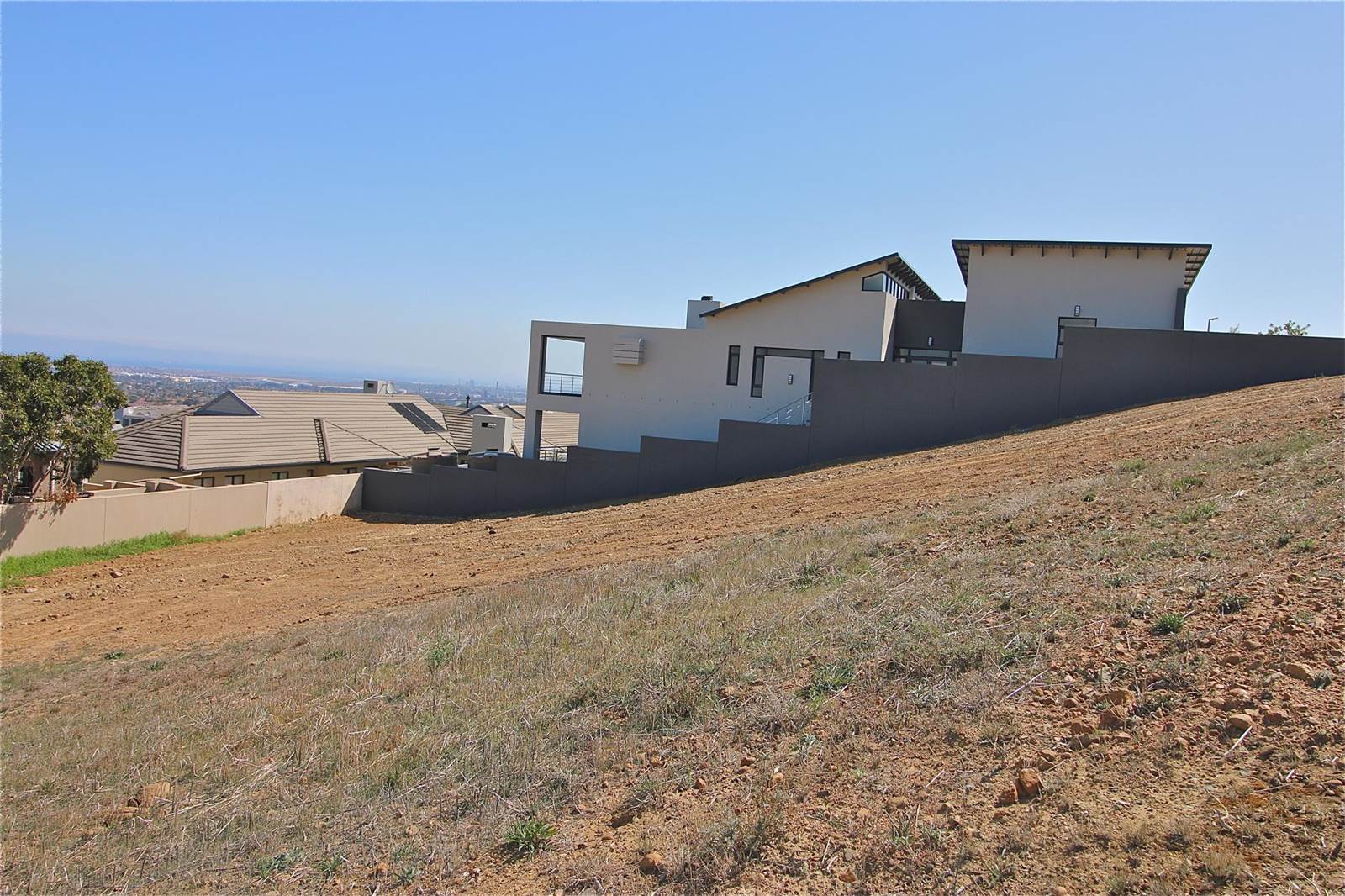 987 m² Land available in Plattekloof photo number 9