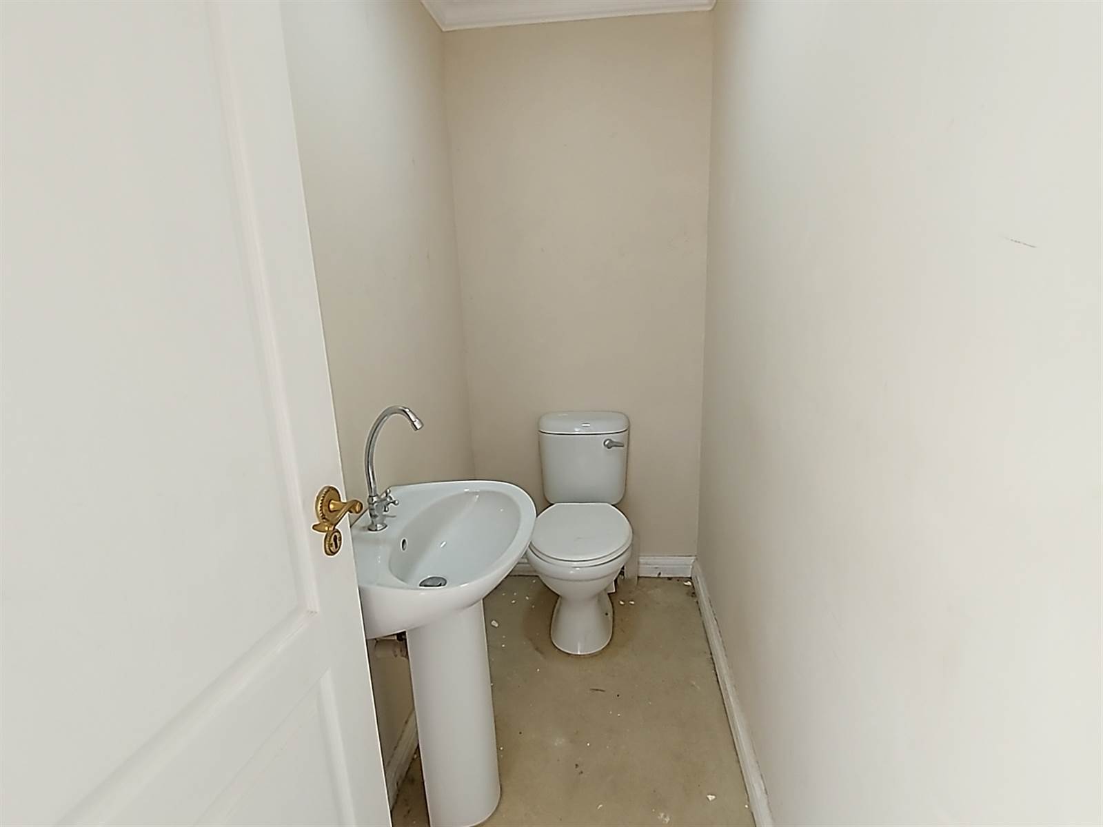 3 Bed House in Malmesbury photo number 29