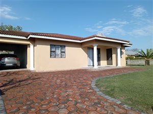 3 Bed House in Kwandengezi