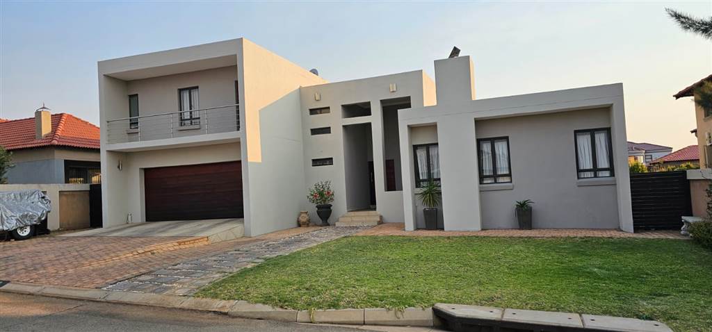 4 Bed House in Polokwane Central photo number 1