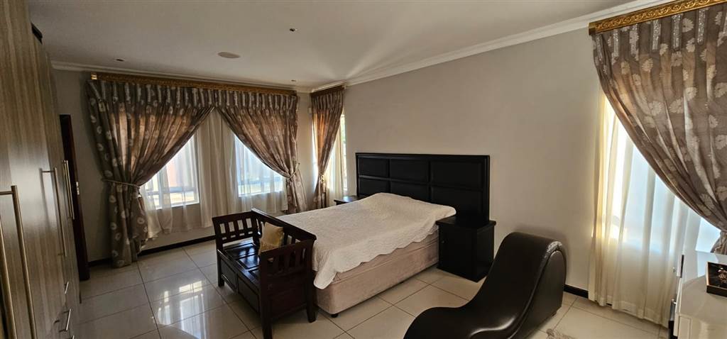 4 Bed House in Polokwane Central photo number 26