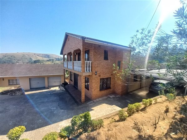 4 Bed House in Cliffdale