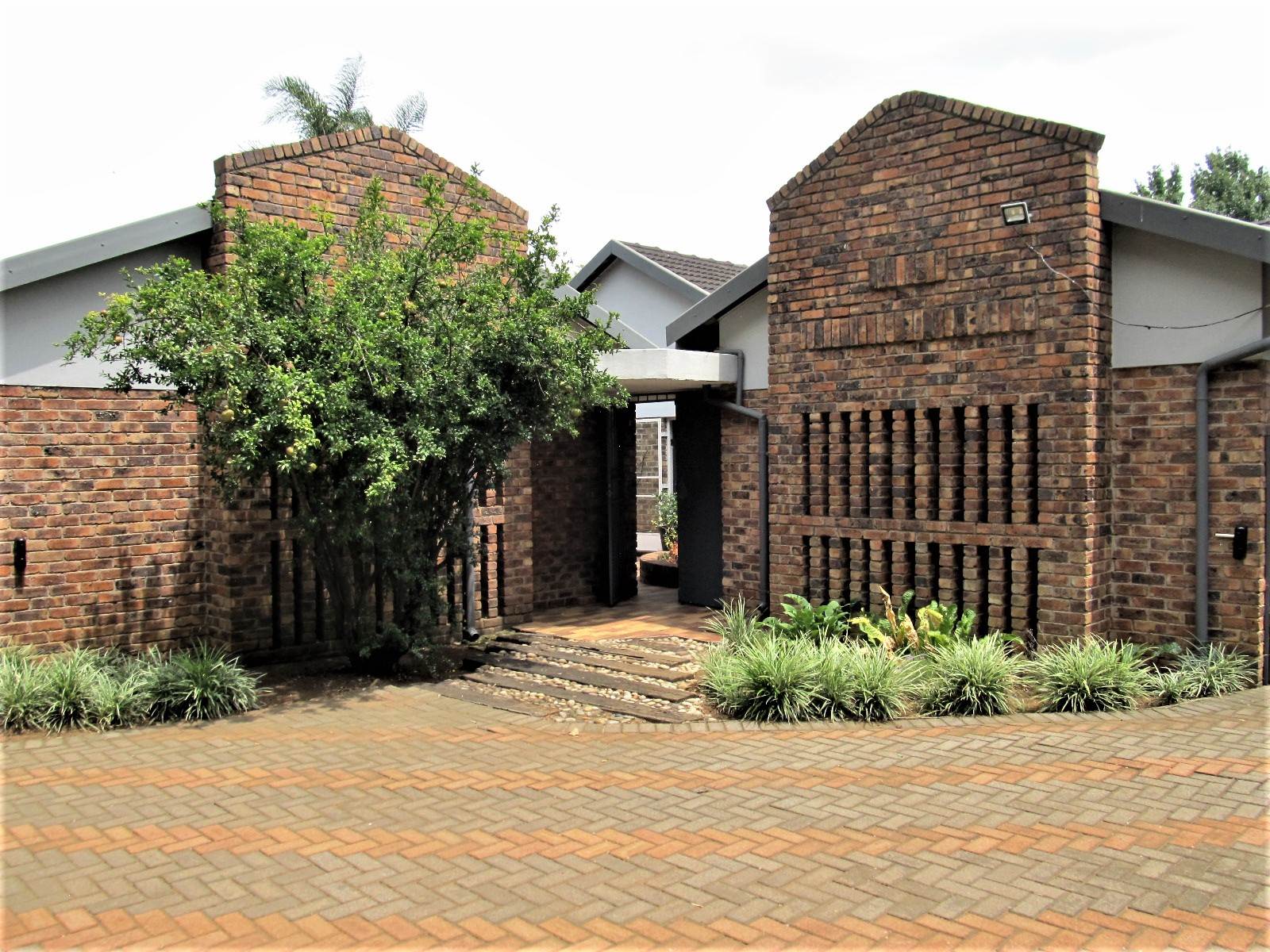 5 Bed House in Bronkhorstspruit photo number 21
