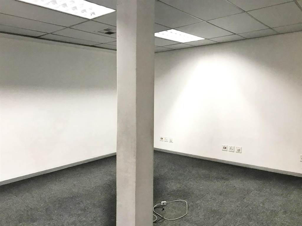114  m² Office Space in Bedfordview photo number 3