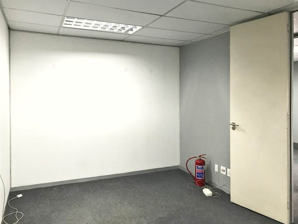 114  m² Office Space in Bedfordview photo number 8