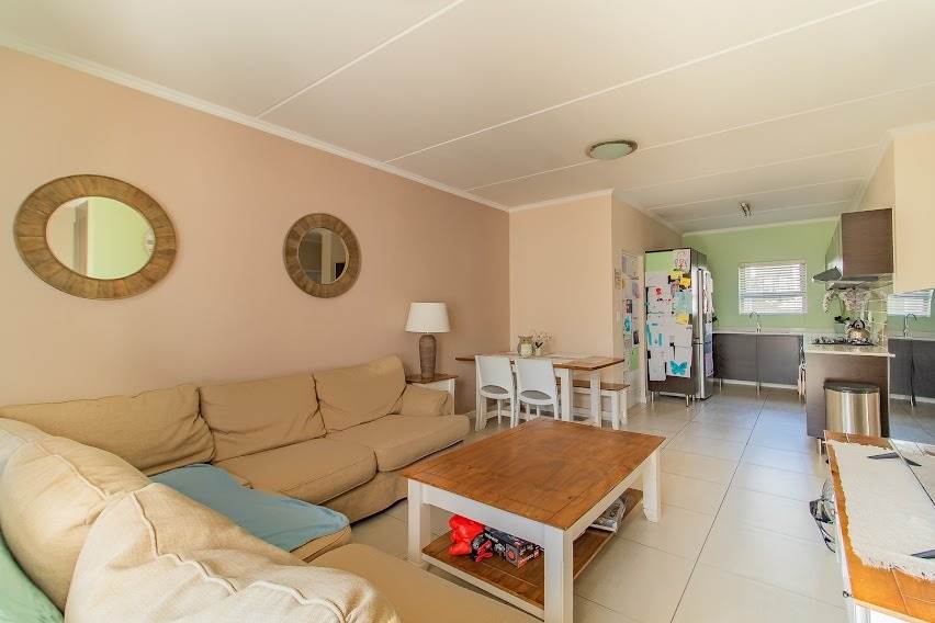 3 Bed Townhouse in Bushwillow Park Estate photo number 4