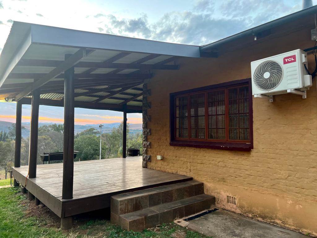 3 Bed House in Waterval Boven photo number 3