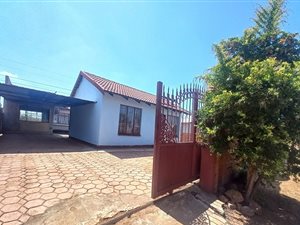 2 Bed House in Soshanguve