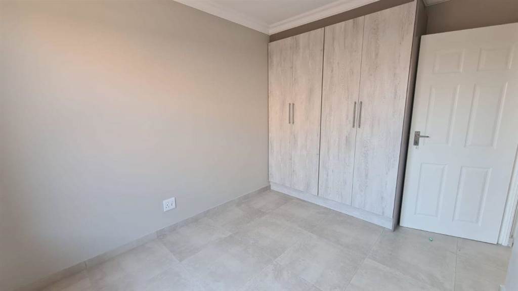 3 Bed House in Secunda photo number 8