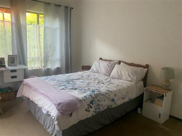 2 Bed Apartment in Pineslopes