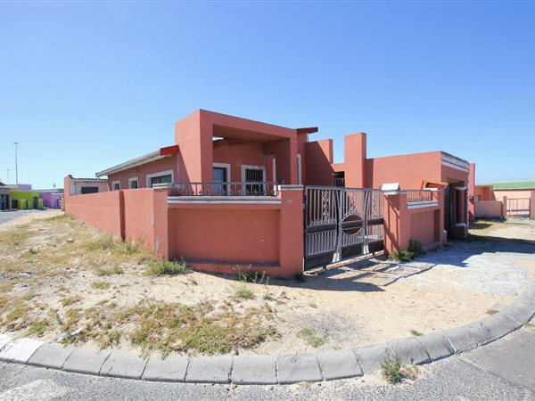 4 Bed House in Khayelitsha