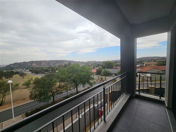 2 Bed Apartment