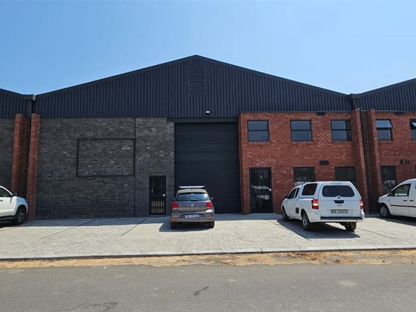 580  m² Industrial space