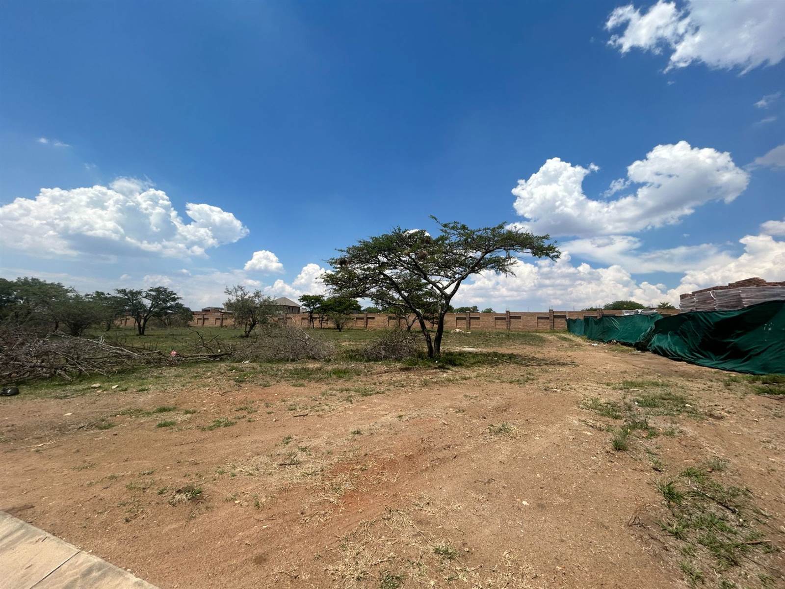 989 m² Land available in Bendor photo number 5