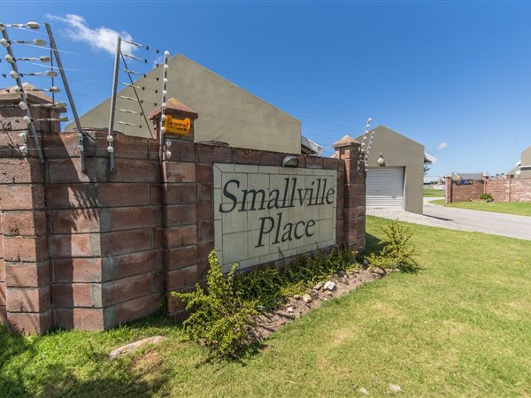 2 Bedroom Townhouse 2 Bedroom Townhouse