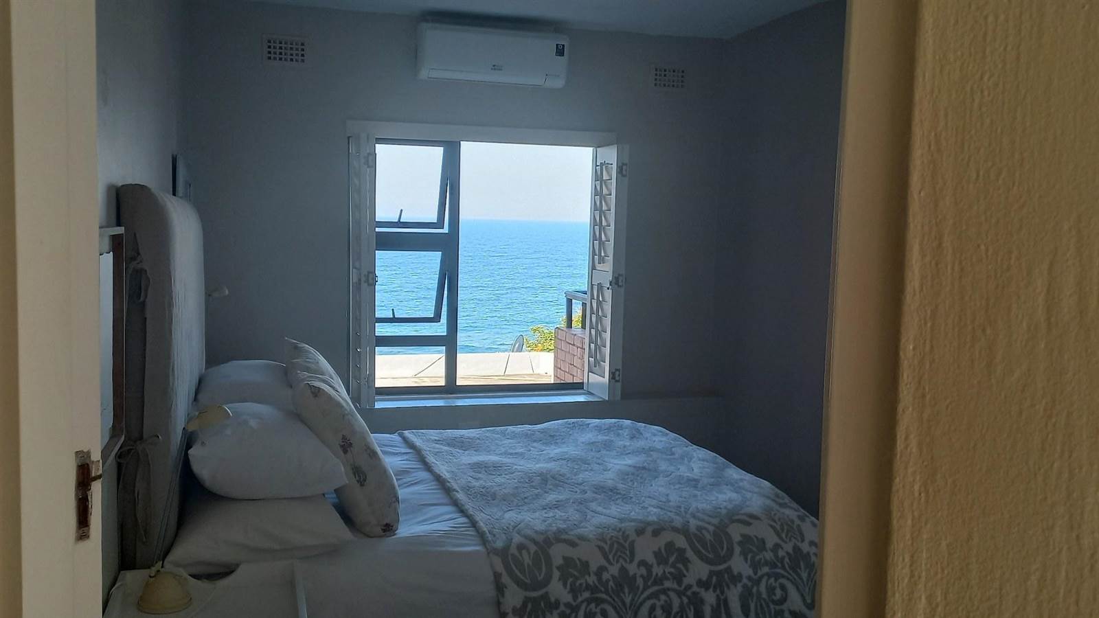2 Bed Apartment in Sheffield Beach photo number 7