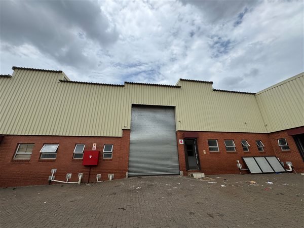 460  m² Industrial space