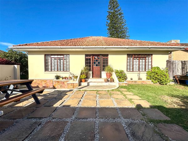 3 Bedroom House 3 Bedroom House