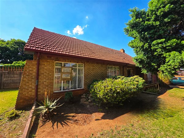 2 Bedroom House 2 Bedroom House