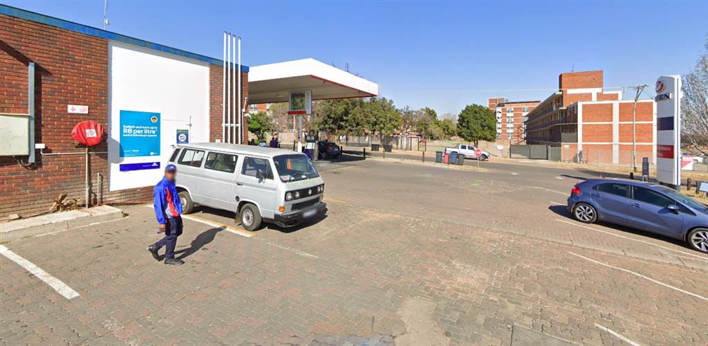 5200  m² Commercial space in Laudium photo number 6