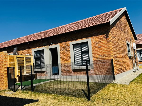 2 Bedroom House 2 Bedroom House