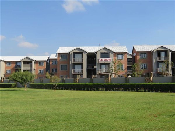 2 Bed Apartment in Kameelfontein and surrounds