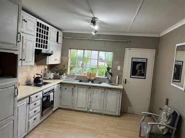 3 Bedroom Townhouse 3 Bedroom Townhouse