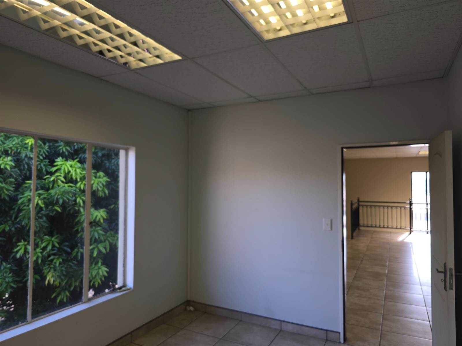 248  m² Office Space in Bo Dorp photo number 22