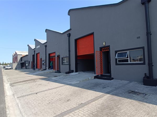 268  m² Industrial space