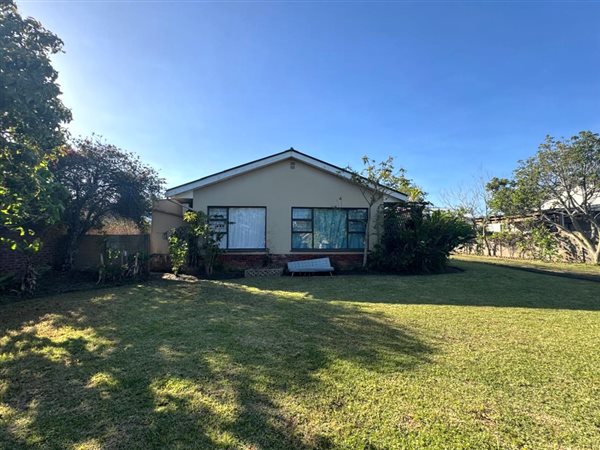 4 Bedroom House 4 Bedroom House