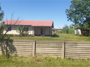 5.6 ha Farm in Newcastle Central