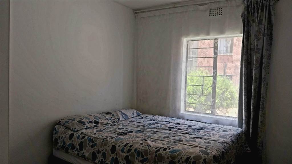 3 Bed Apartment in Jabulani photo number 8