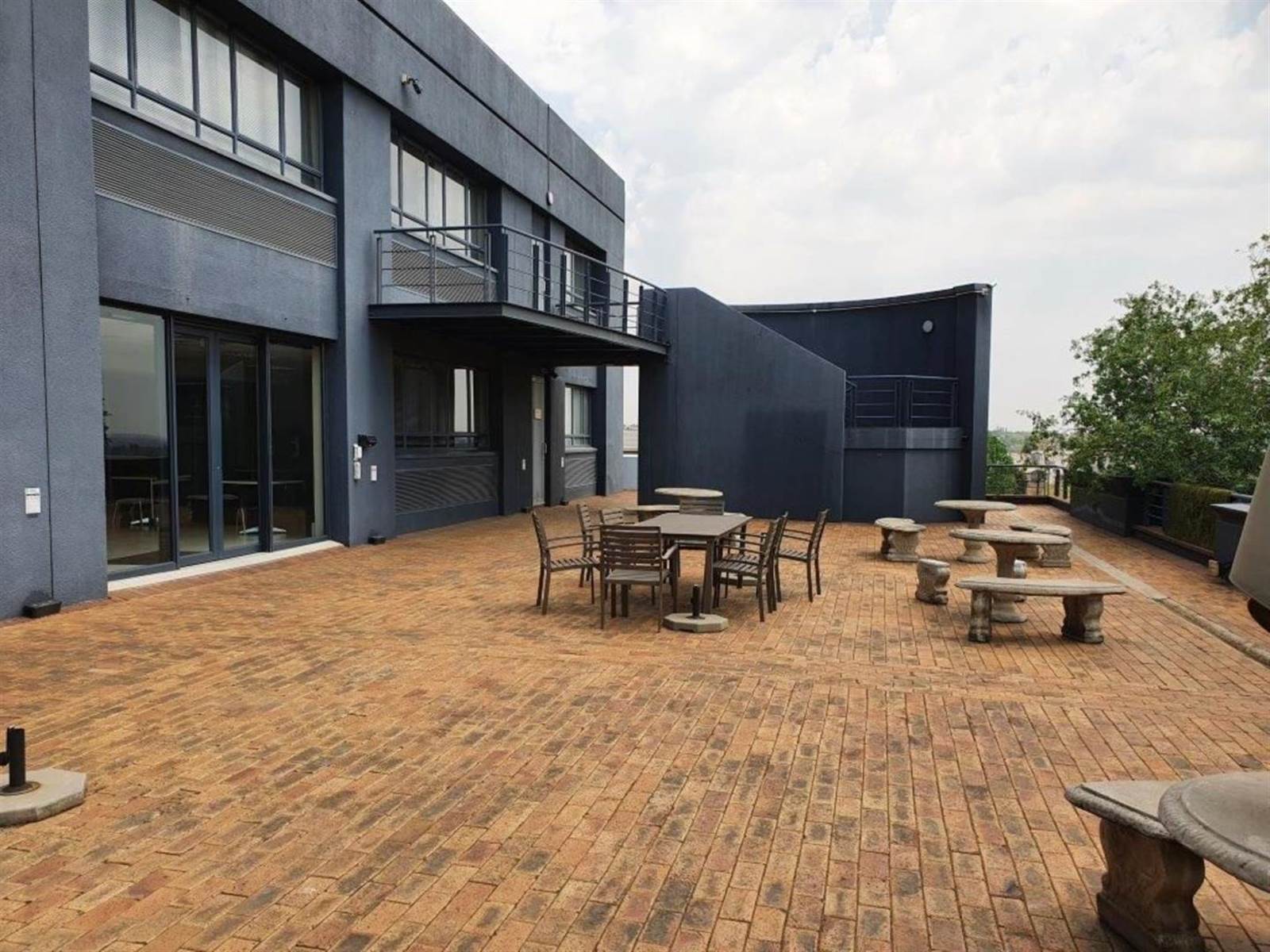 715  m² Commercial space in Erand Gardens photo number 2