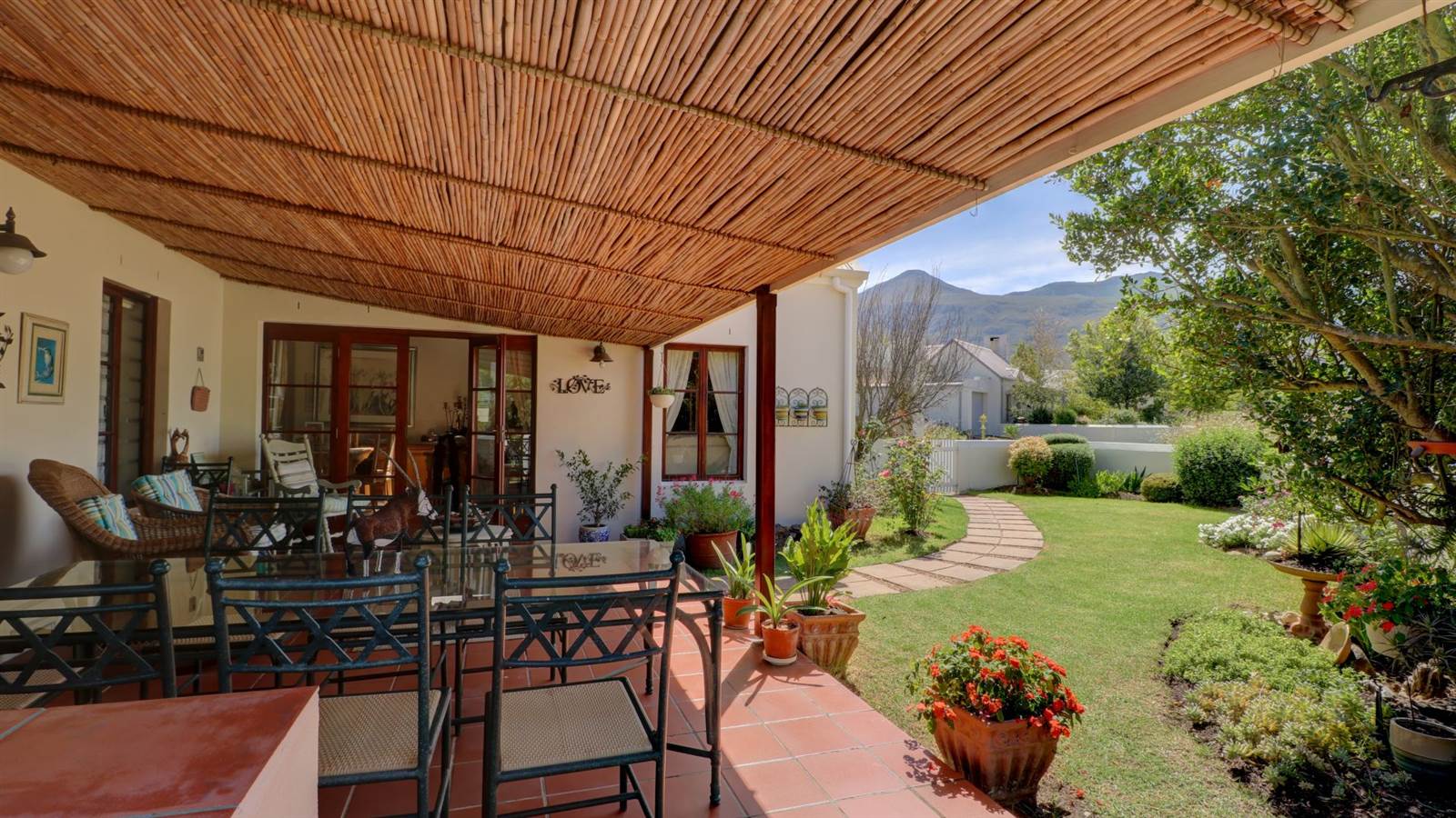3 Bed House in Greyton photo number 3