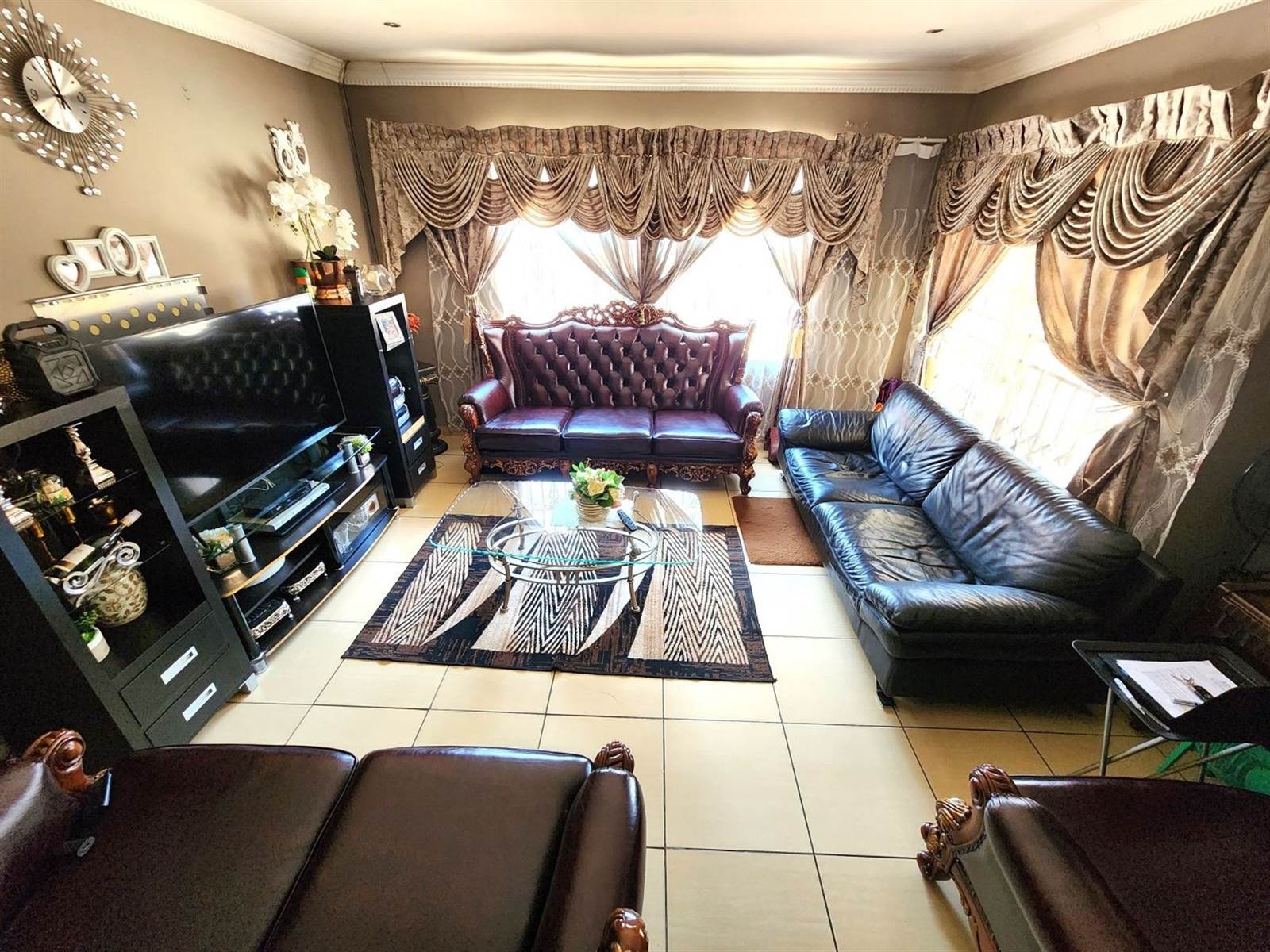3 Bed House in Roodepoort North photo number 5
