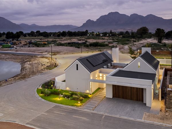 3 Bedroom House 3 Bedroom House