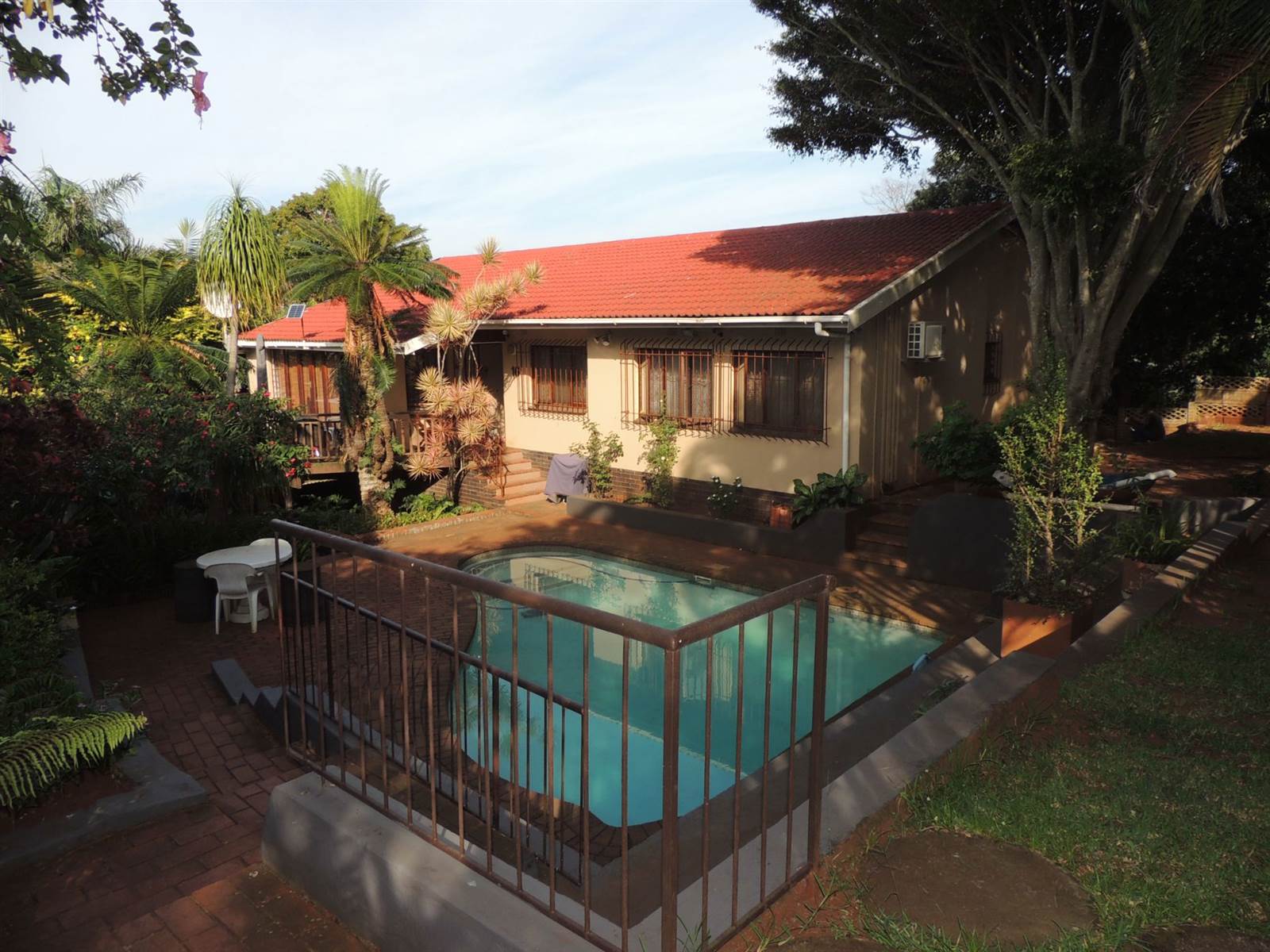 3 Bed House in Illovo Beach photo number 1