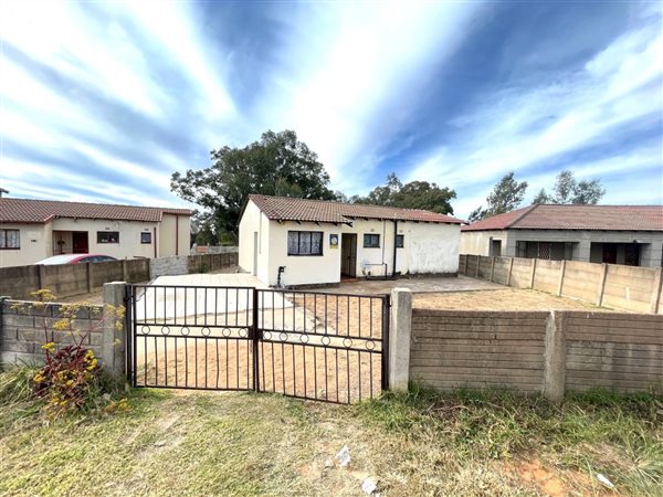 2 Bedroom House 2 Bedroom House