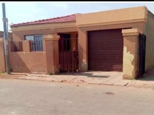 3 Bed House in Soweto Central