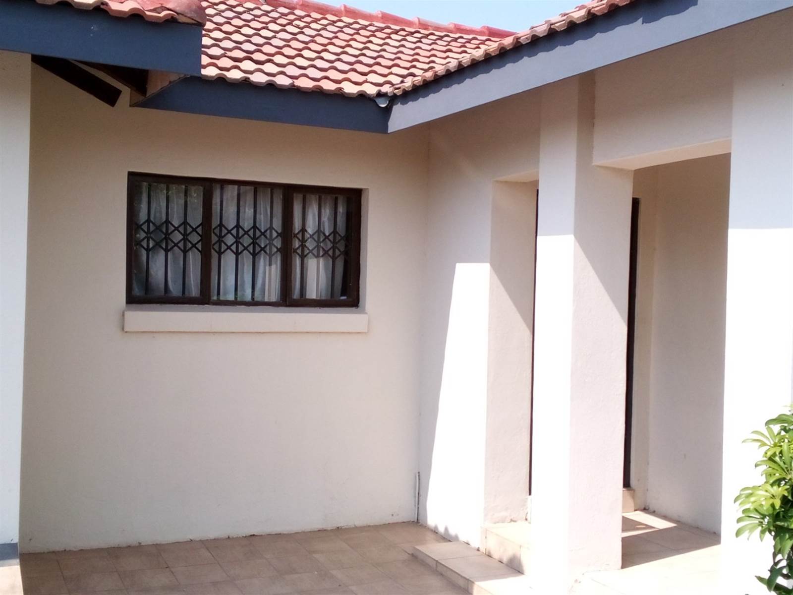 3 Bed House in Serala View photo number 9
