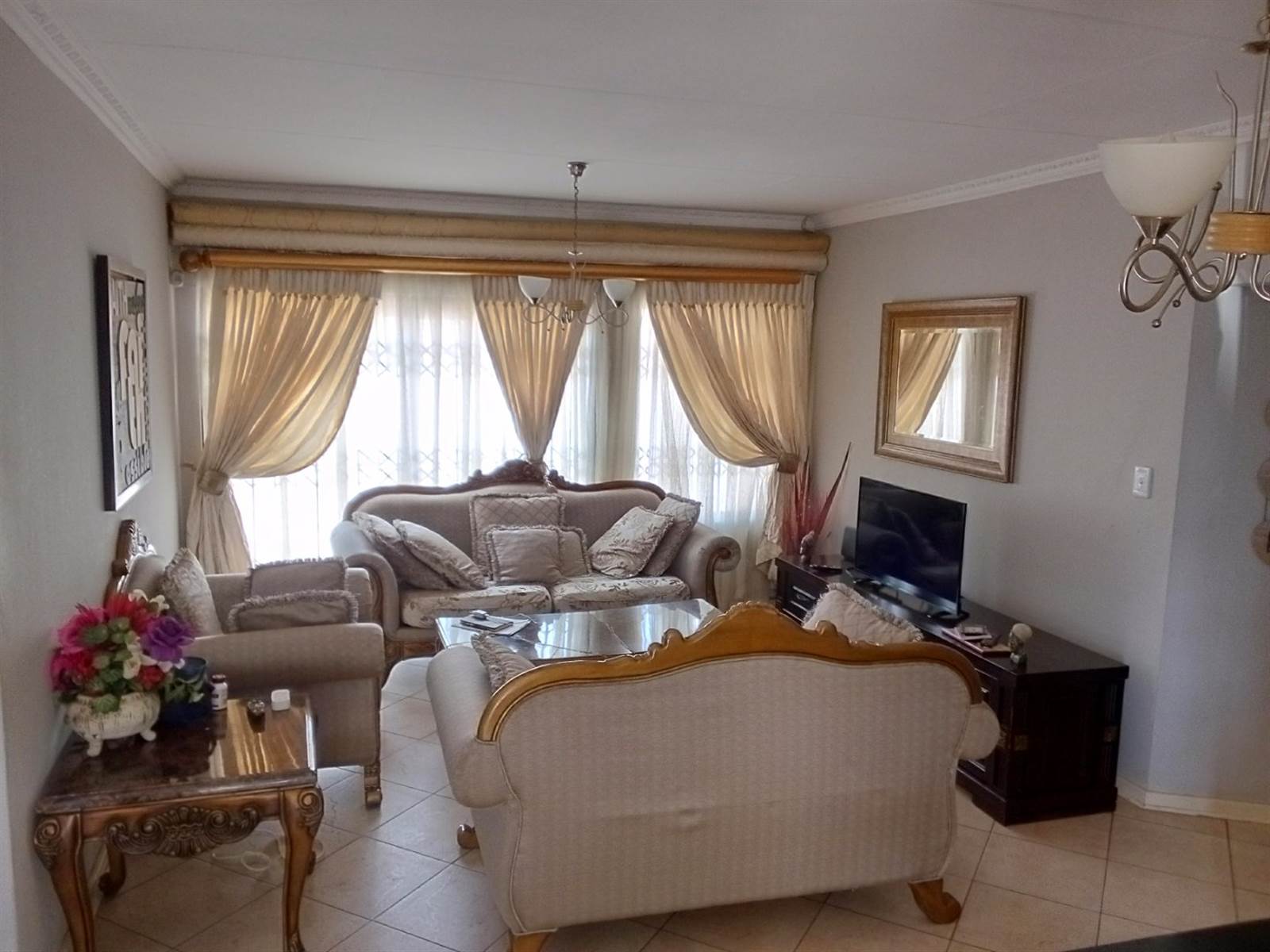 3 Bed House in Serala View photo number 2
