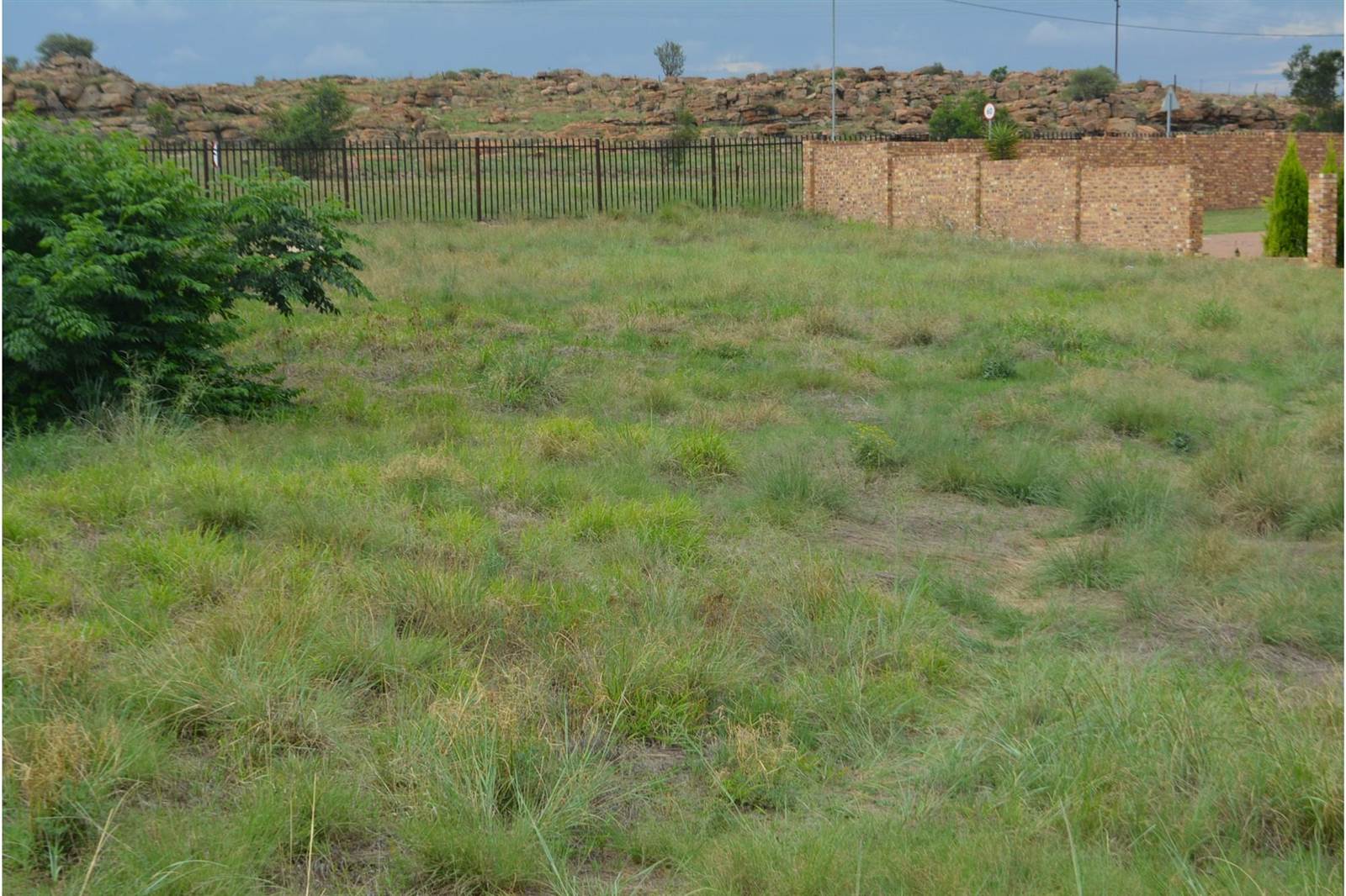 2602 m² Land available in Kungwini Country Estate photo number 4