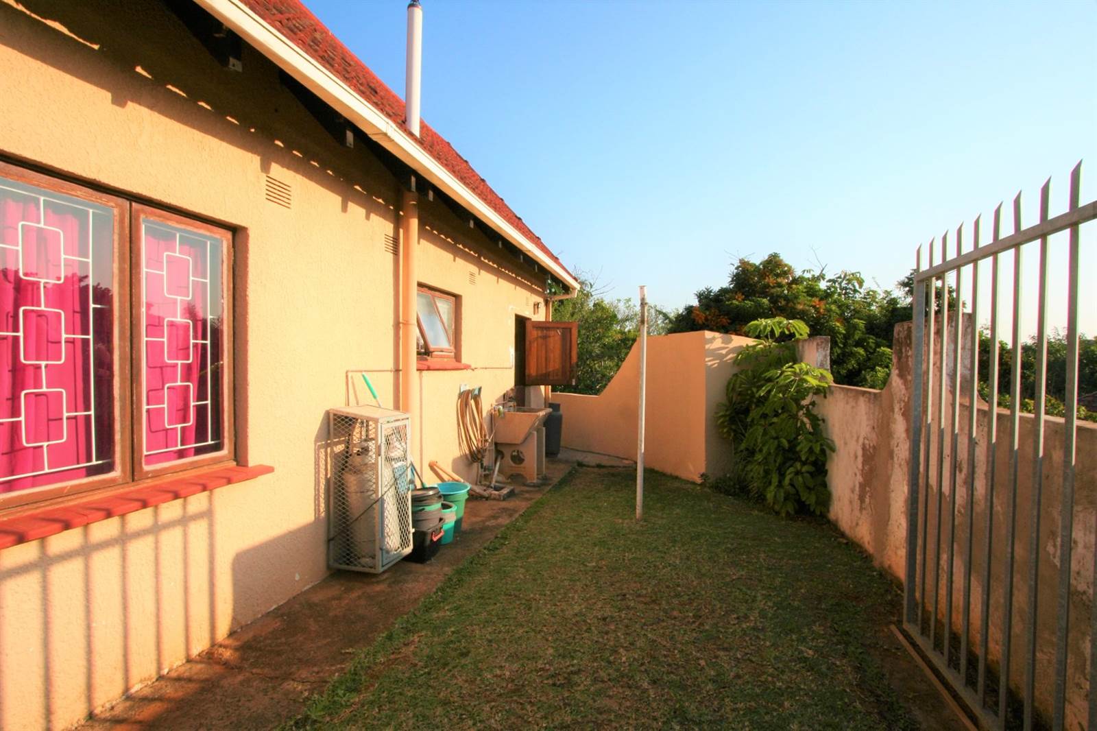 3 Bed Townhouse in Mtwalume photo number 20