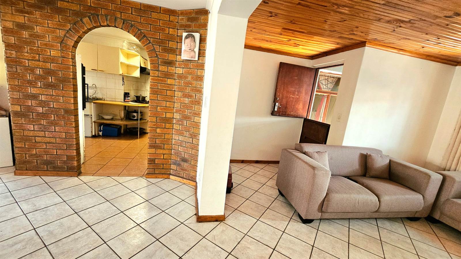 3 Bed House in Mitchells Plain photo number 9